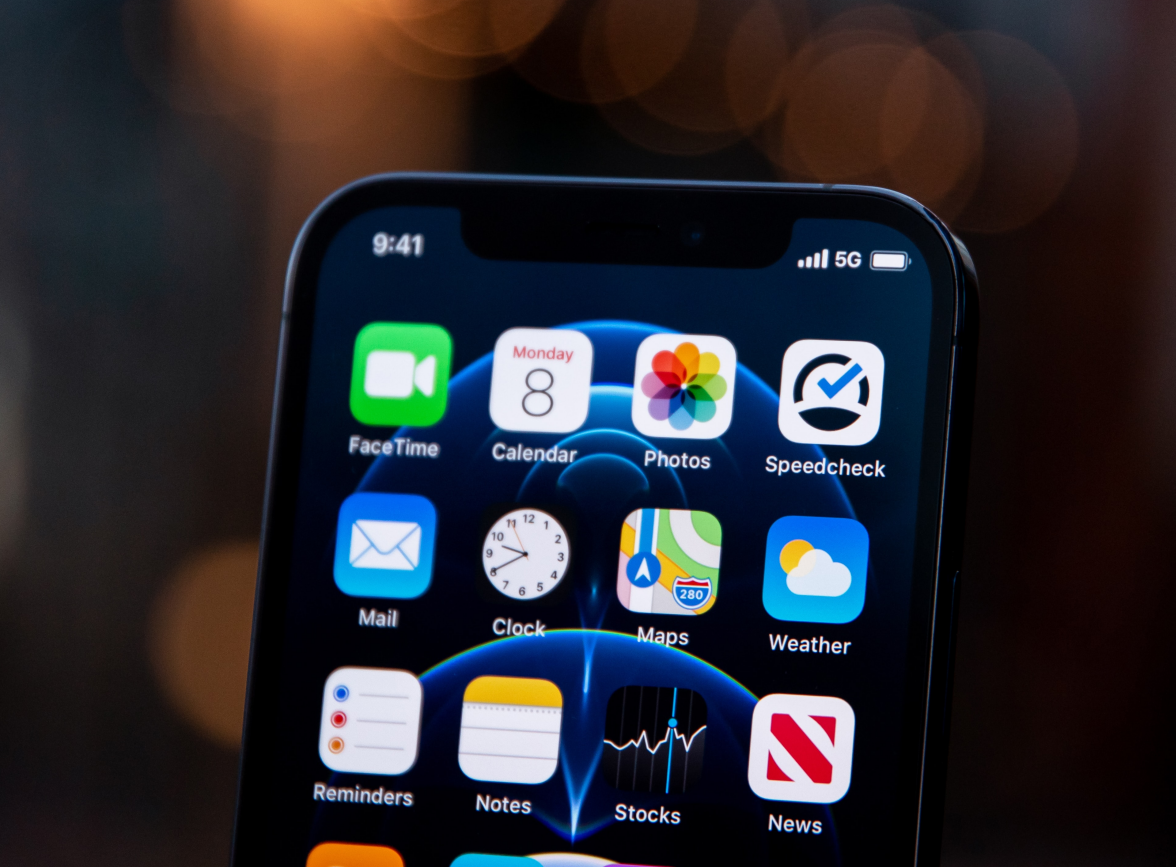 峄城苹果手机维修分享为什么 iPhone 12 在冬季会自动关机 