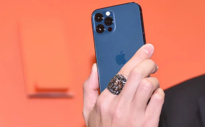 峄城苹果手机维修分享iPhone12系列重启方法教程 
